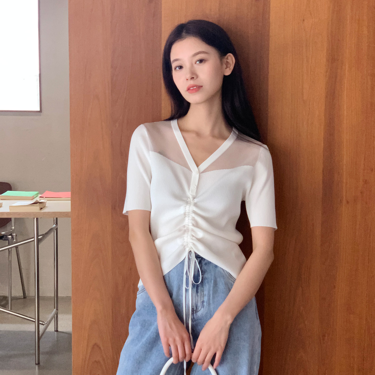 11263655.【商场同款】夏季网纱肌理感针织衫网纱设计女士短款短袖
