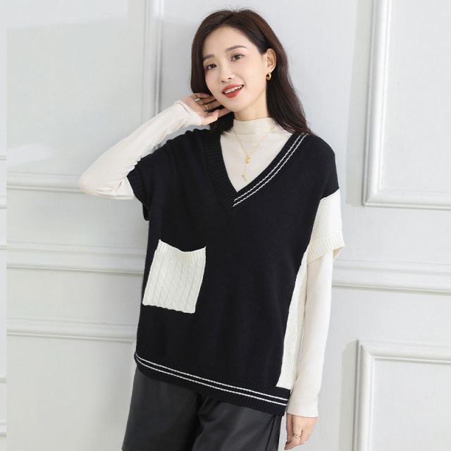 11232640.【专柜新品】秋冬季拼接短袖时尚百搭背心马夹