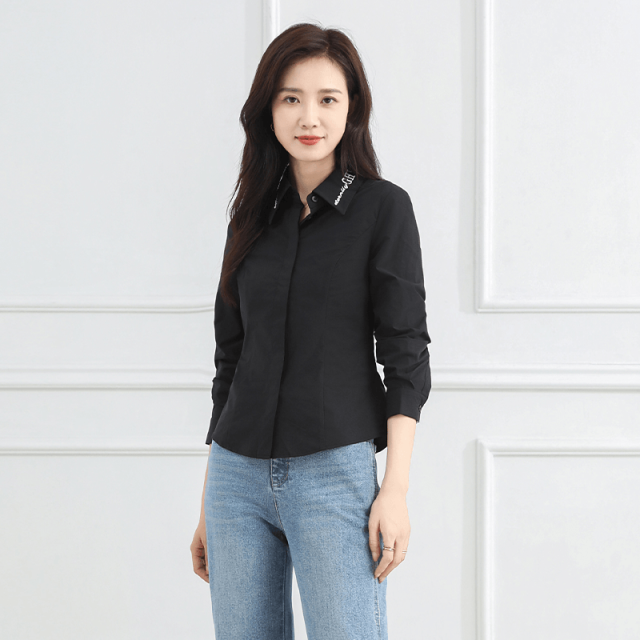 11232956.【专柜新品】收腰显瘦百搭衬衣上衣