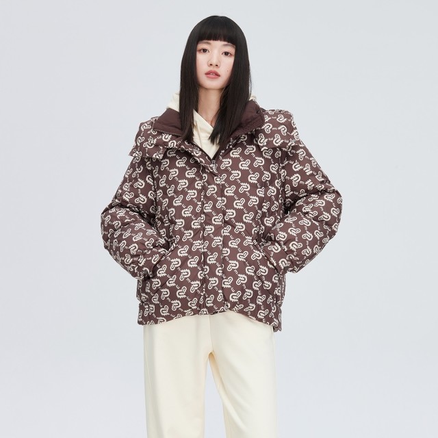 11264591.【商场同款】时尚撞色羽绒服女短款面包服外套连帽御寒女式鸭绒服