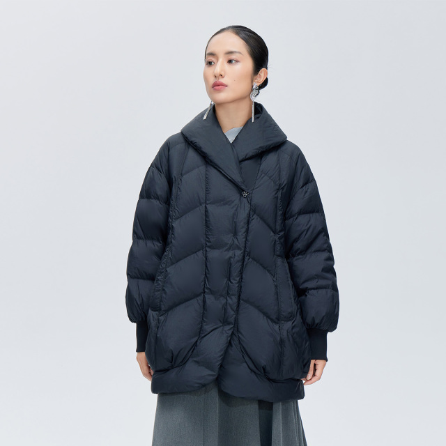 11264320.【商场同款】气质翻领羽绒服女时尚O型鸭绒服秋冬保暖女式外套