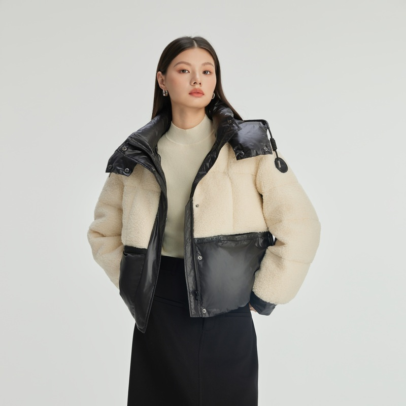 11394131.艾莱依撞色羽绒服连帽短款时尚拼接鸭绒