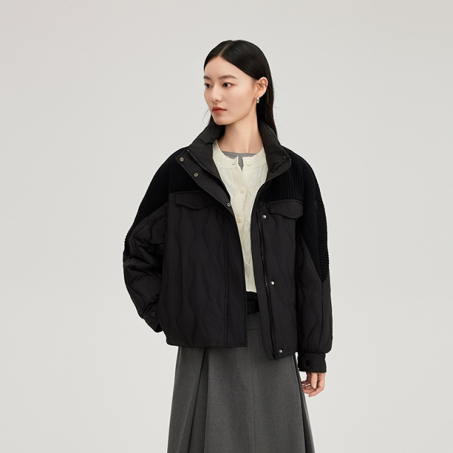 11394119.艾莱依羽绒服短款轻薄针织拼接时尚百搭