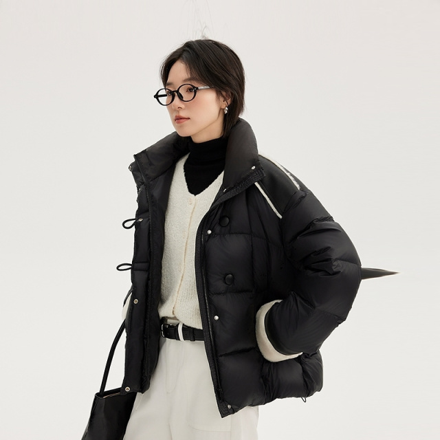 11394118.艾莱依拼接短款羽绒服上衣保暖时尚轻运动