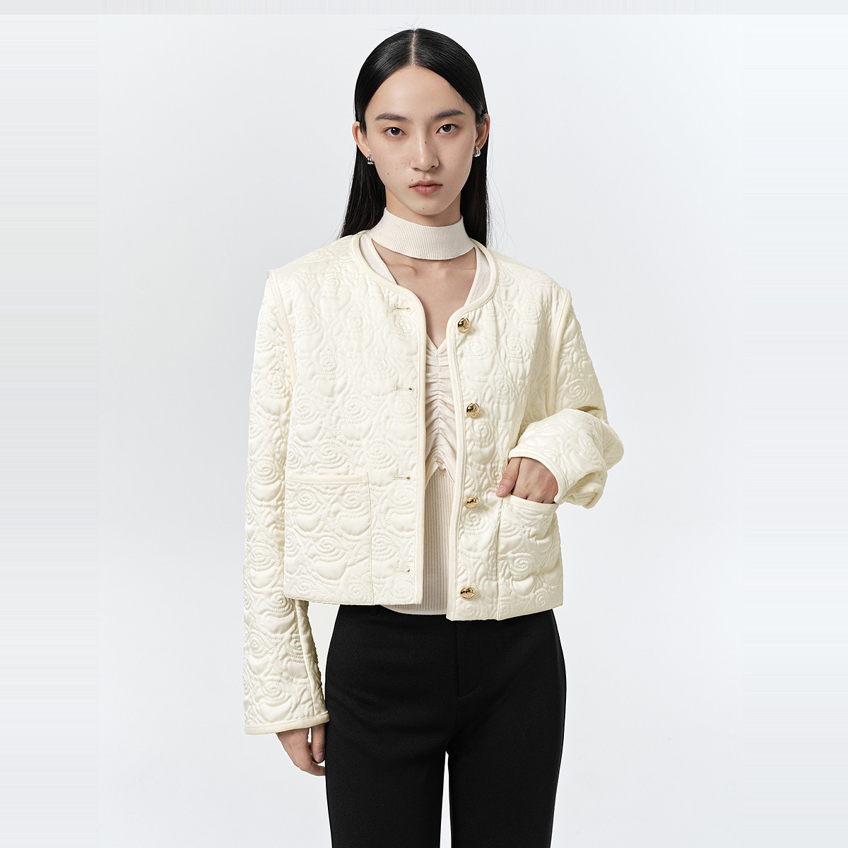 11477472.【商场同款】春季个性独特缎面精致丝绒女士香风外套