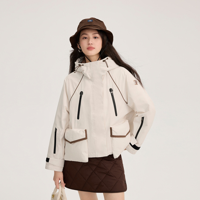11519158.艾莱依羽绒服撞色短款户外登山鹅绒保暖