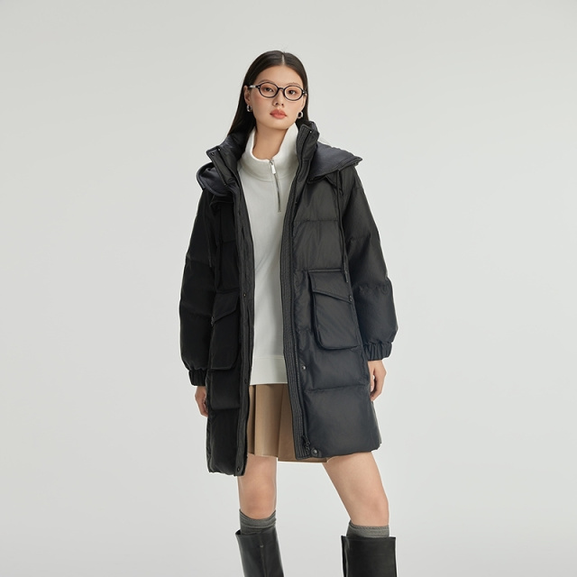 11519172.艾莱依羽绒服简约质感中长款大衣PU面料