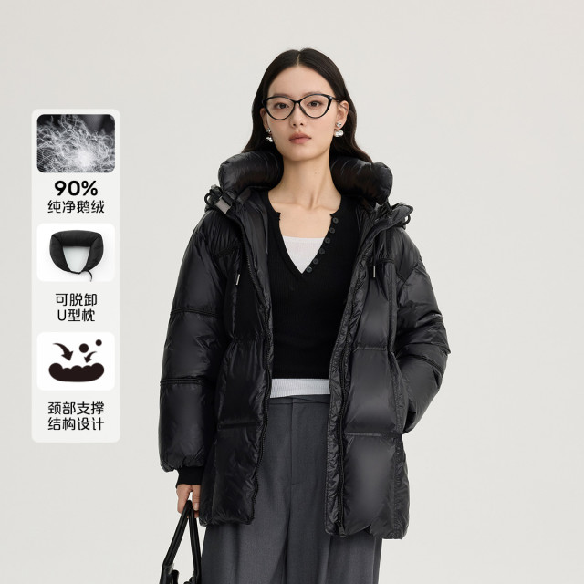 11519155.【明星同款】艾莱依收腰羽绒服连帽U型枕设计感时尚潮流爆款