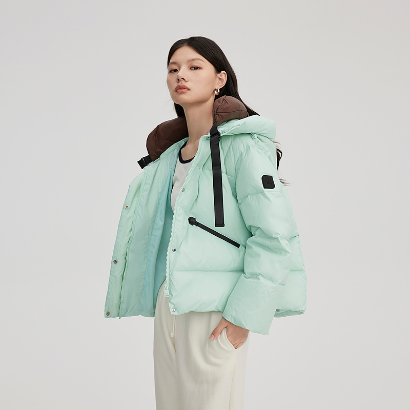 11519450.艾莱依羽绒服可脱卸u型枕短款上衣设计感百搭简约时尚