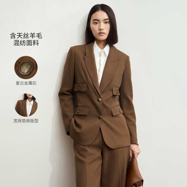 11542893.秋新款高级通勤风翻驳领复古金属扣垫肩西装女西服上衣