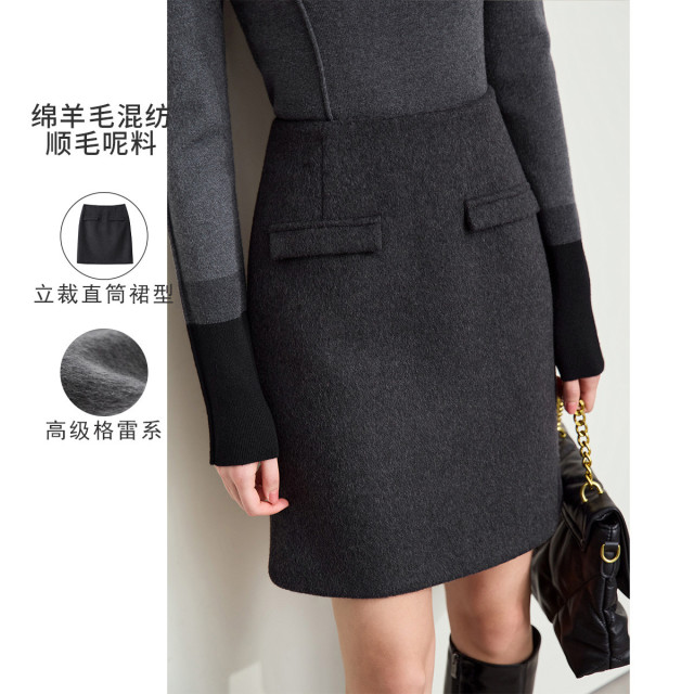 11543493.新款通勤风羊毛呢短款半身裙女高级格雷系开叉直筒裙子