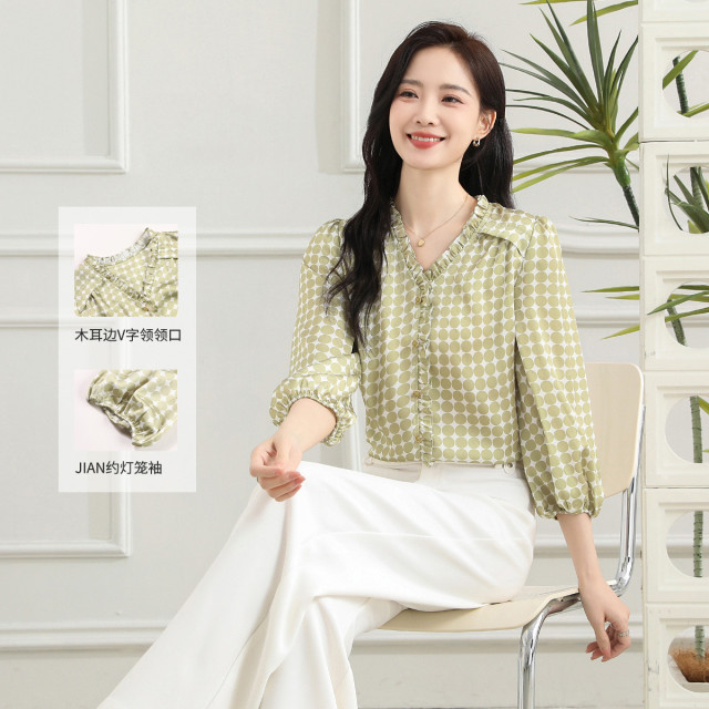 11597581.【专柜新品】【雪纺打底衫】新款时尚印花通勤套头上衣