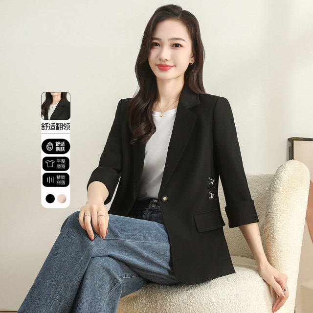 11607943.【专柜新品】【西服】气质通勤百搭纯色西装领上衣