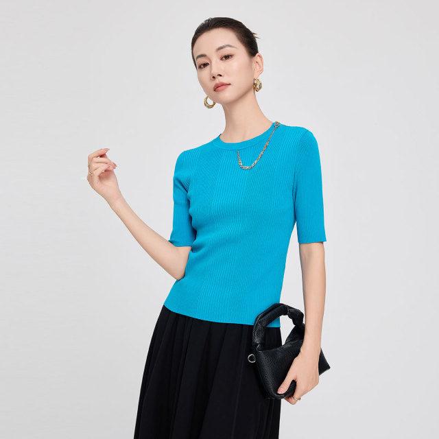 11597480.【专柜新品】【针织衫】 新款纯色经典百搭套头衫气质简约上衣女