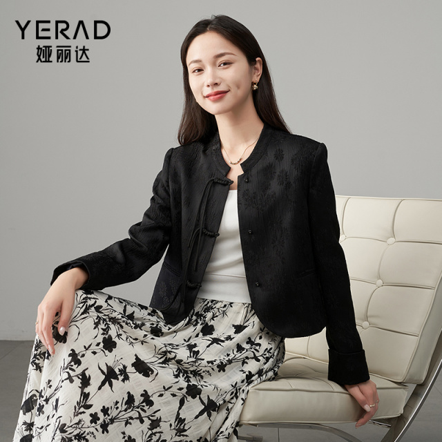 11658863.【娅丽达】新中式短款外套女设计感国风盘扣提花外搭女外套