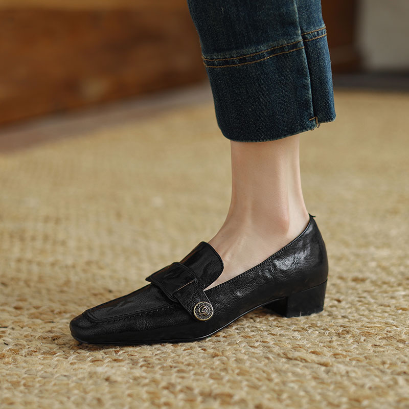 11662355.Hanychen头层羊皮方头粗跟中口真皮乐福鞋手工真皮女鞋