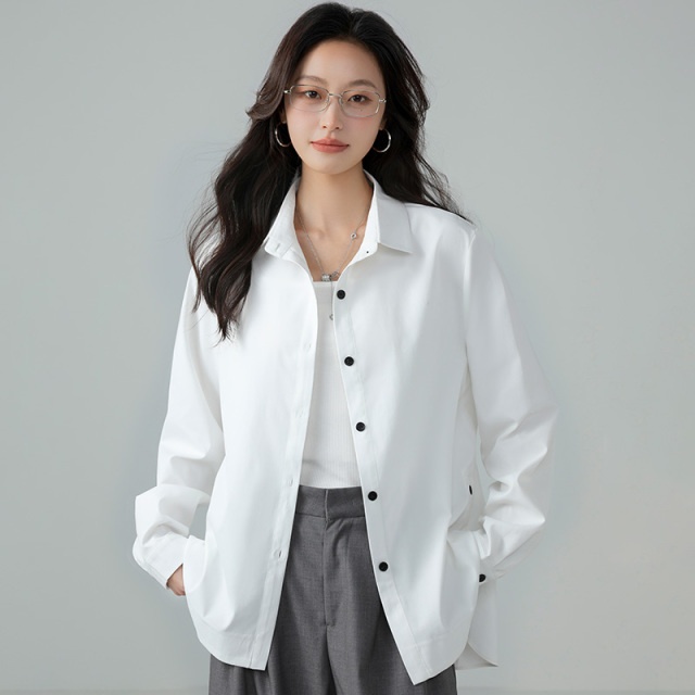 11680940.七玻威春秋上新女款韩版宽松简约气质慵懒纯色衬衫【七玻威女装1】