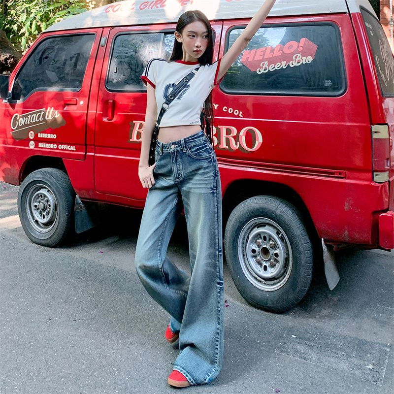 11689628.柒蒙 潮流水洗宽松显瘦微喇叭裤女新款牛仔裤