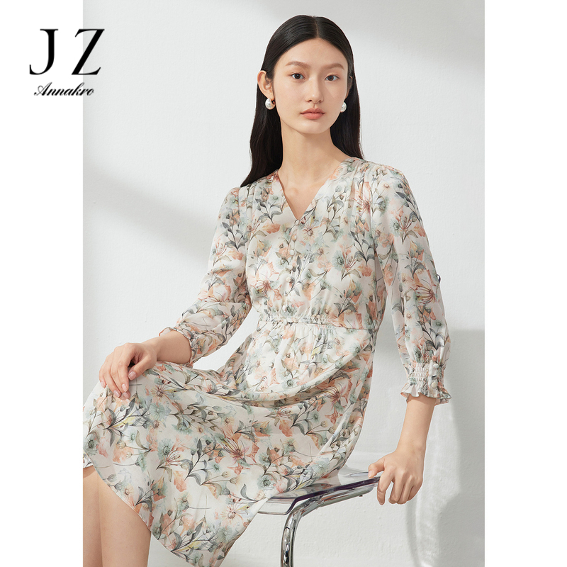 11694935.JZ玖姿缎面雪纺连衣裙女装2023春季新款花卉印花设计感茶歇裙