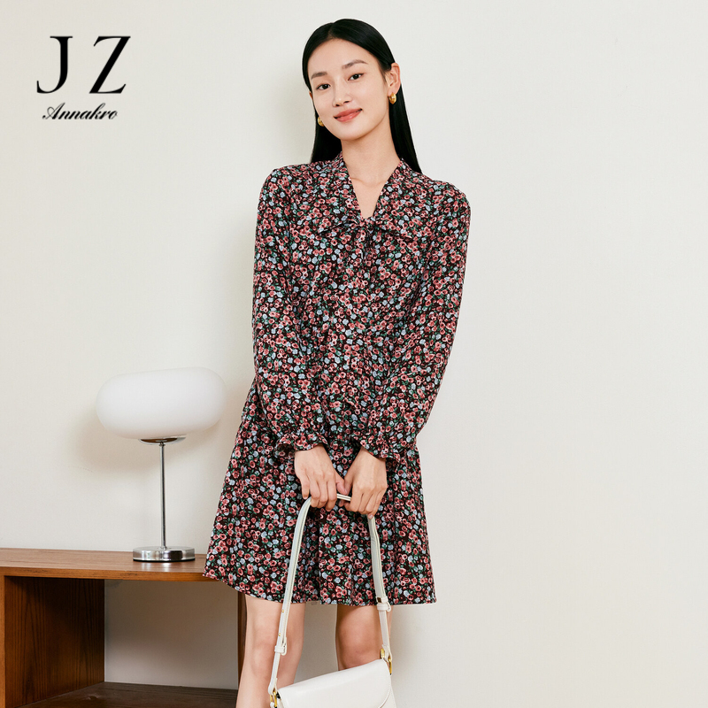 11701661.JZ玖姿南法假日碎花连衣裙女装2023春季新款小个子设计感雪纺裙子