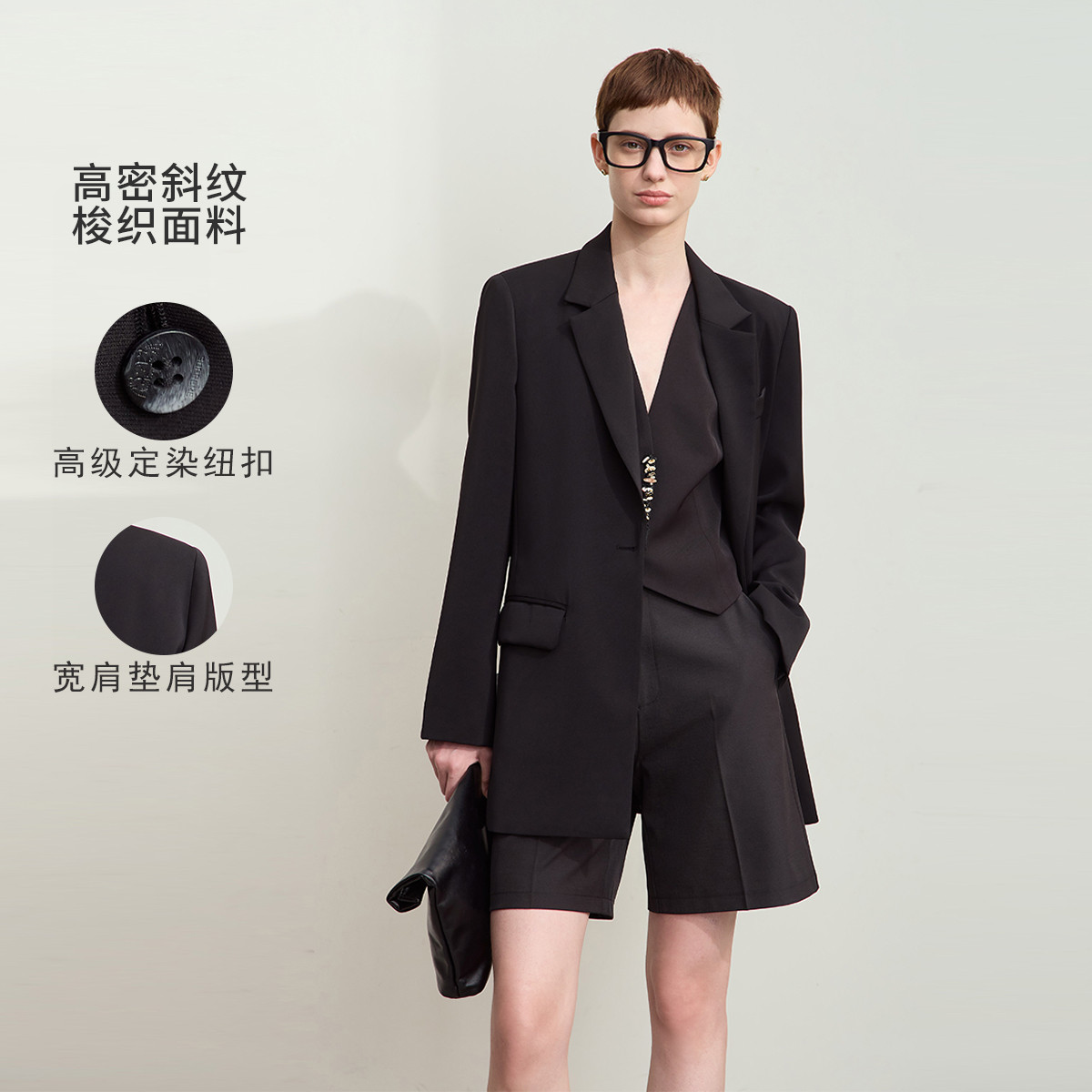 11740598.秋款时尚通勤翻驳领一粒扣门襟宽肩西装女西服职业正装