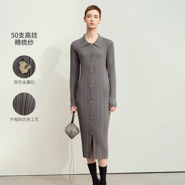 11740734.【气质通勤风】春款翻领异形金属扣修身显瘦坑条针织裙连衣裙女