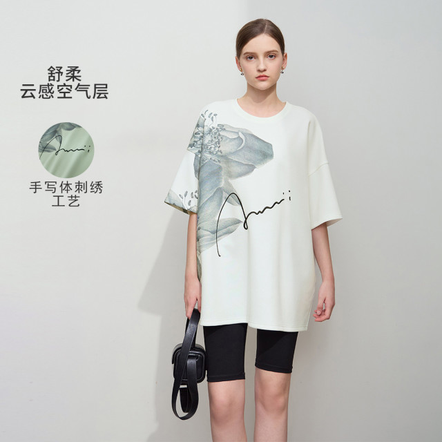 11740486.春季新款圆领落肩袖花卉印花字母刺绣空气层T恤女宽松上衣