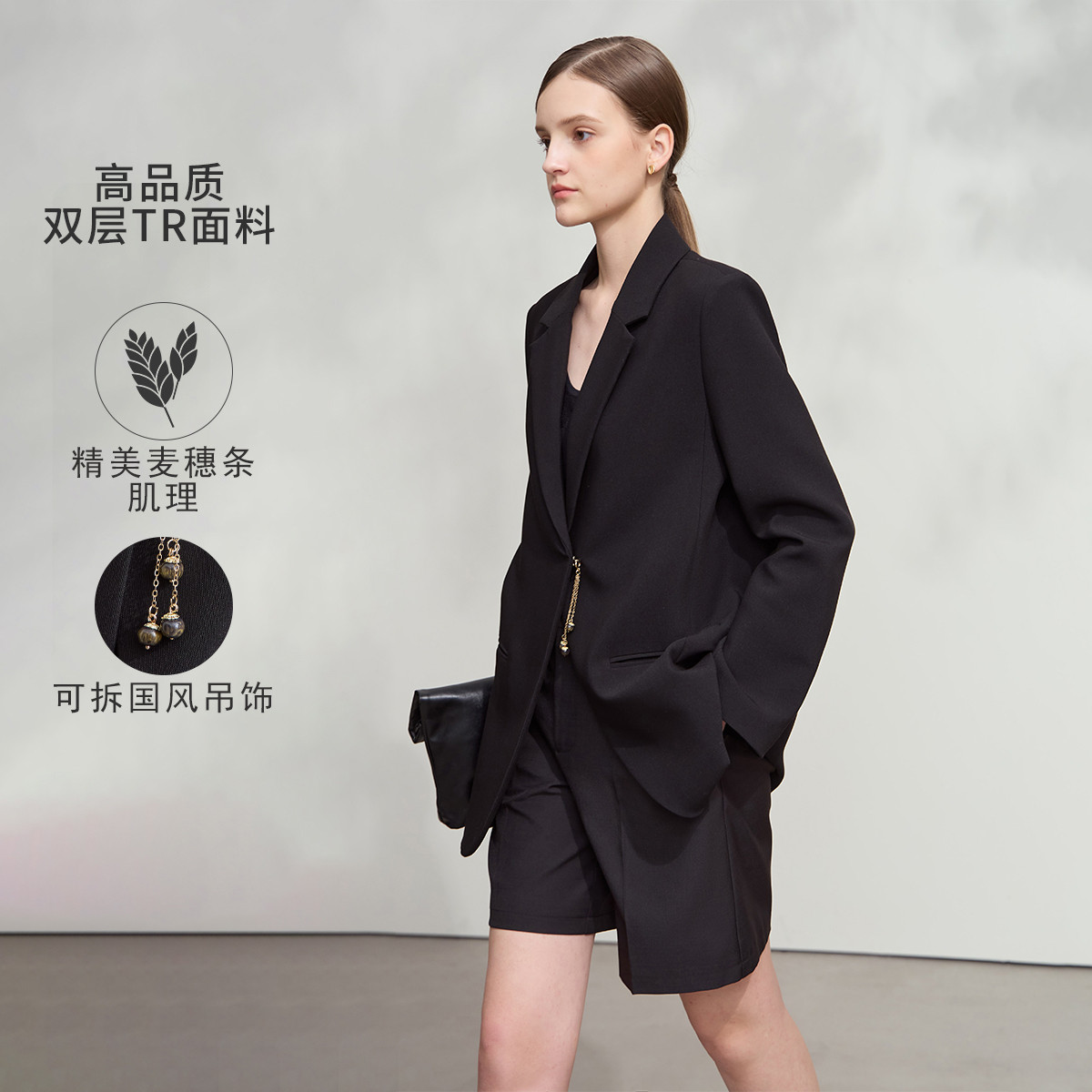 11740618.2025春款通勤风翻驳领可拆链条吊饰垫肩西装女西服黑色上衣