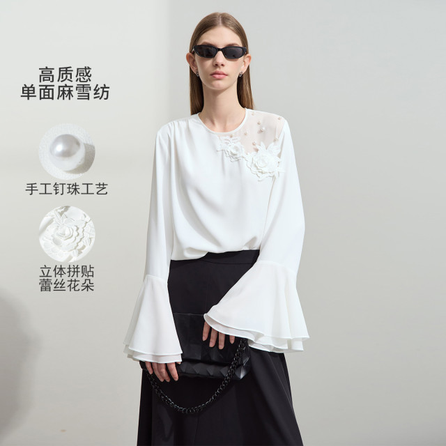 11740745.春季新款微透视撞料拼接立体花钉珠雪纺衫女荷叶边袖口衬衫