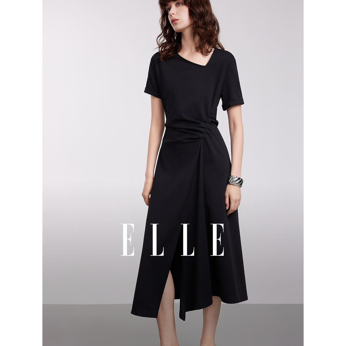11746169.ELLE复古高级感收腰显瘦开叉连衣裙女2025夏季新款小众赫本风黑裙