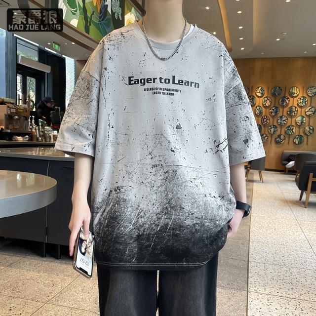 11766952.新款短袖t恤男宽松休闲圆领纯棉体恤衫青少年印花半袖上衣