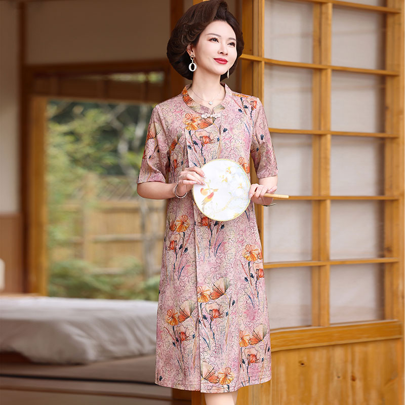 12642481.妈妈装花色假两件洋气连衣裙QCYR2830