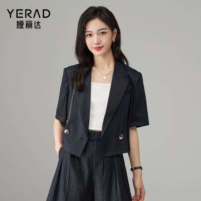 11794494.【娅丽达】条纹短袖西装女宽松显瘦短西服女上衣潮薄