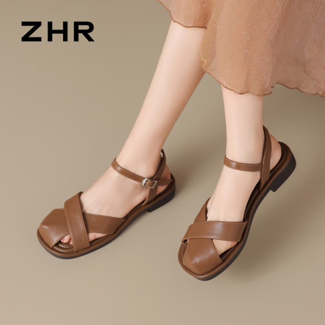 12735534.【ZHR则则】包头凉鞋圆头搭扣平底女鞋[PU]