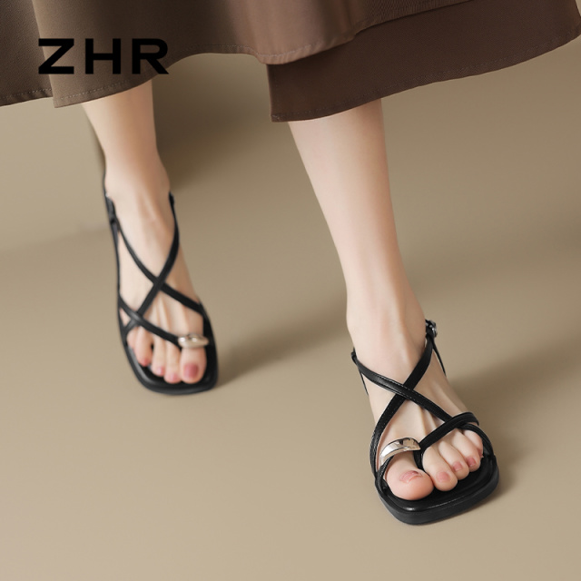 12735971.【ZHR则则】凉鞋圆头搭扣平底女鞋[PU]