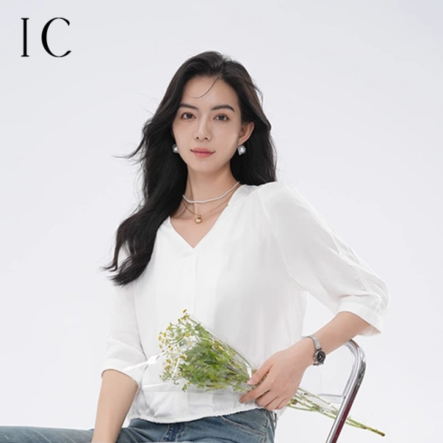 11980568.七分袖收下摆V领衬衣百搭夏季薄款衬衫上衣女士通勤气质小衫