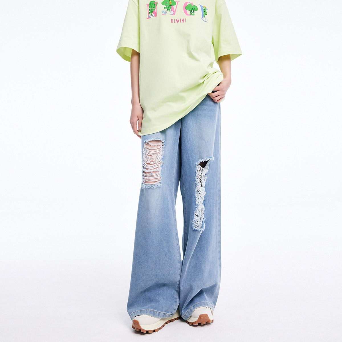 11995621.【潮流破洞】小帆船YOUNG系列春夏显瘦女士阔腿牛仔裤