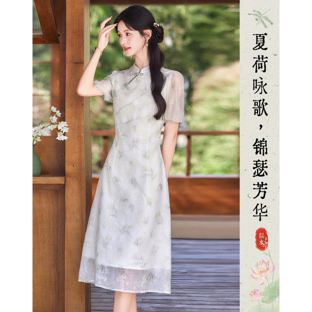 12082005.【2025夏日穿搭】设计感小众时尚气质国风立领显瘦小个子连衣裙