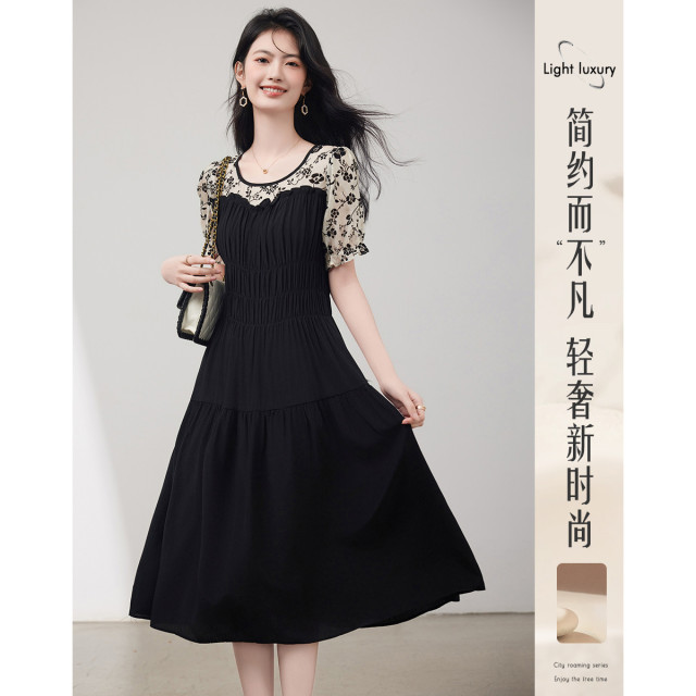 12114409.时尚气质连衣裙女减龄显瘦碎花拼接裙
