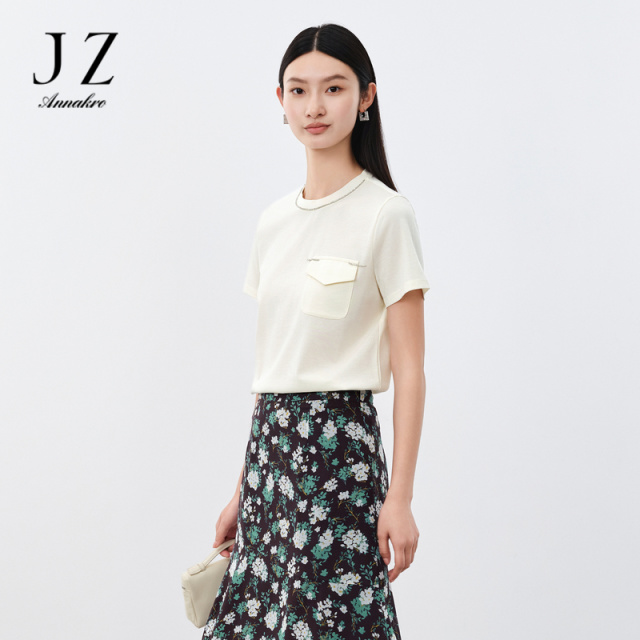 12129533.玖姿安娜蔻简约珠链舒适正肩短袖T恤女装夏季新款