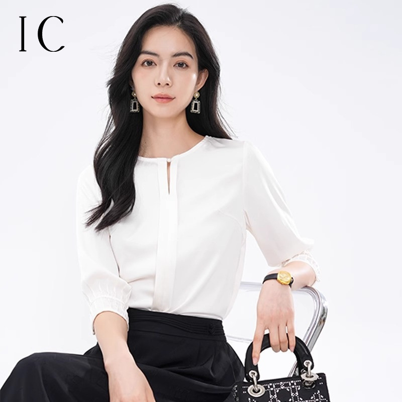 12165603.圆领开叉袖口打褶小衫气质休闲舒适衬衫上衣女士高级感2025新款