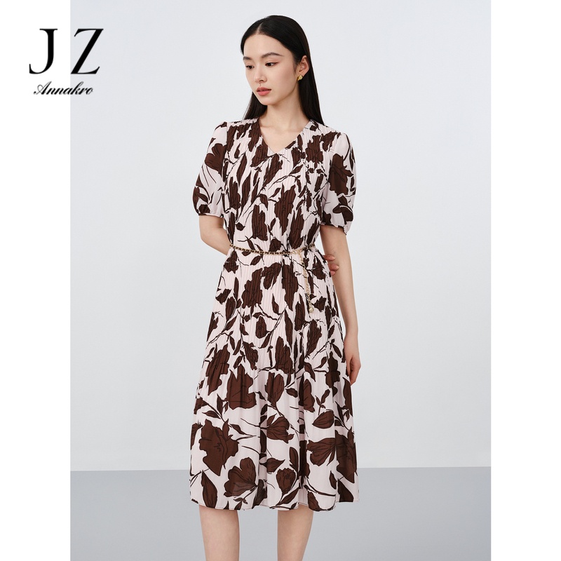 12237004.玖姿安娜蔻艺术感粉咖印花金属腰带雪纺收腰连衣裙女夏季新款