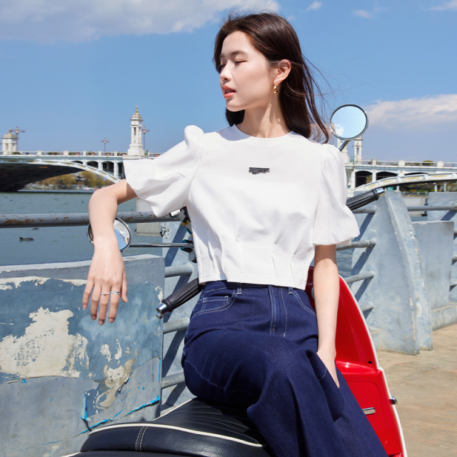 12273091.香影泡泡袖白色t恤女2025夏季新款宽松短袖体恤休闲正肩短款上衣