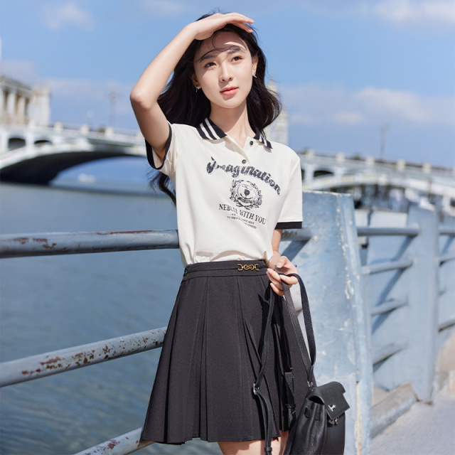 12273173.香影白色短袖t恤女2025夏季新款印花正肩美式学院风POLO衫上衣