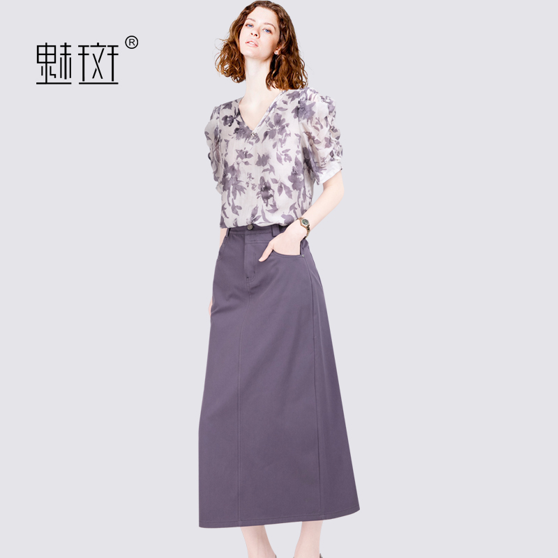 12278271.魅斑印花泡泡袖上衣半身裙两件套套装裙
