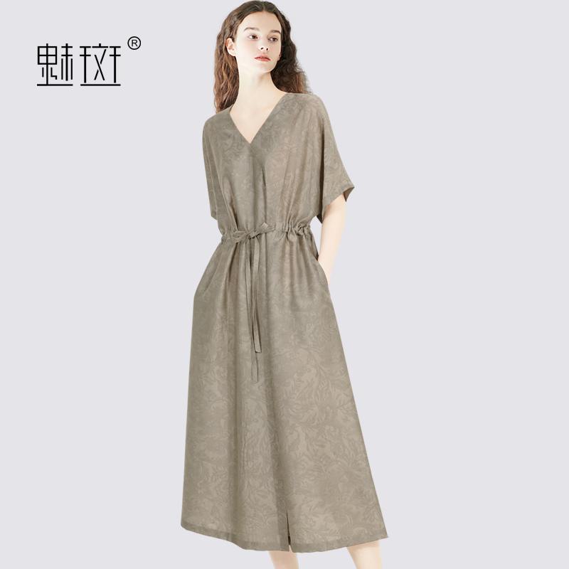 12279706.魅斑V领提花短袖连衣裙复古大摆裙长裙