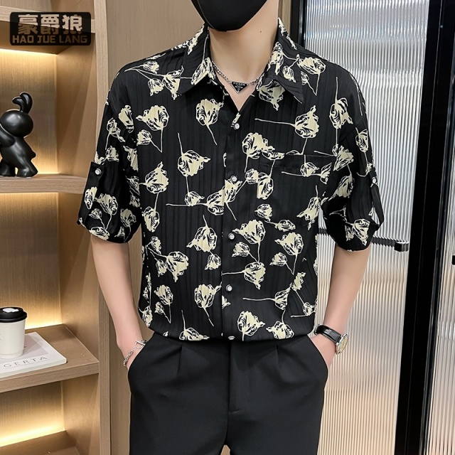 12310672.夏季冰丝短袖衬衫男新款休闲设计感小众高级感痞帅镂空衬衣男