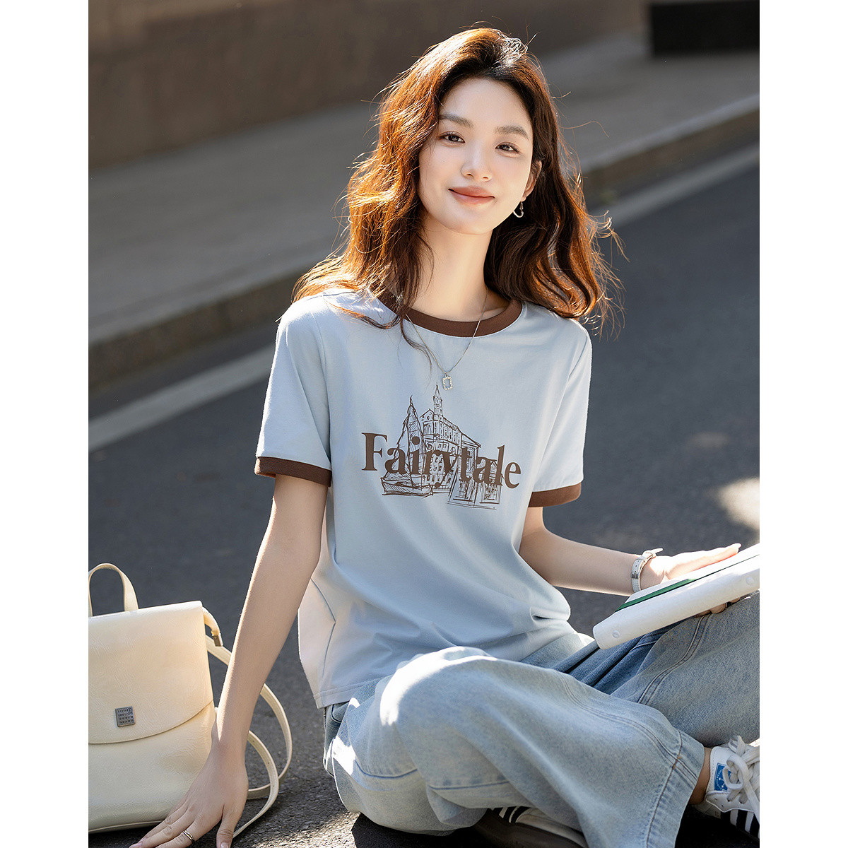 12334493.【活力CHIC】夏季舒适棉氨字母印花打底衫撞色圆领修身女t恤
