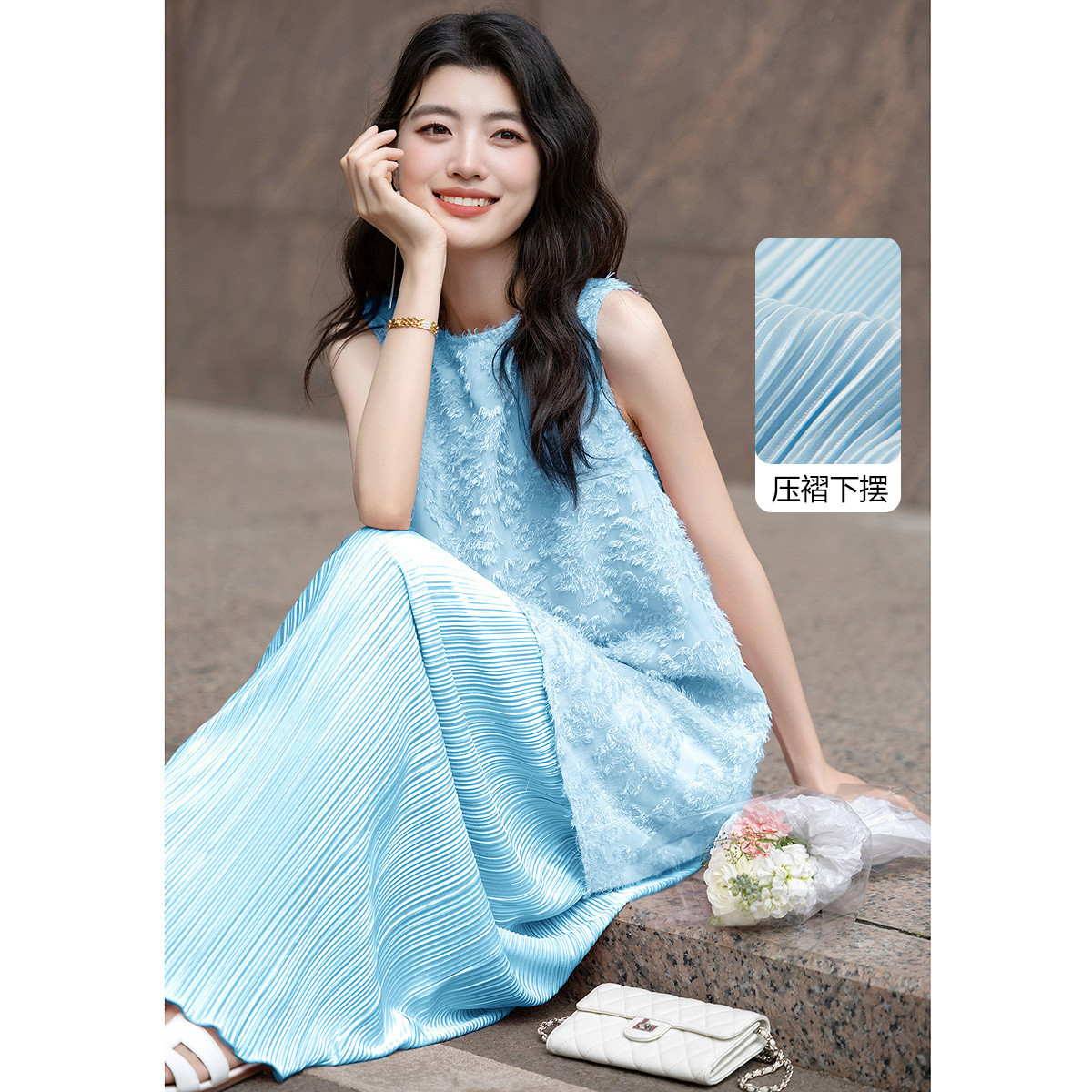 13342122.【设计感假两件】夏季轻薄慵懒立体剪花无腰线直筒压褶女式连衣裙