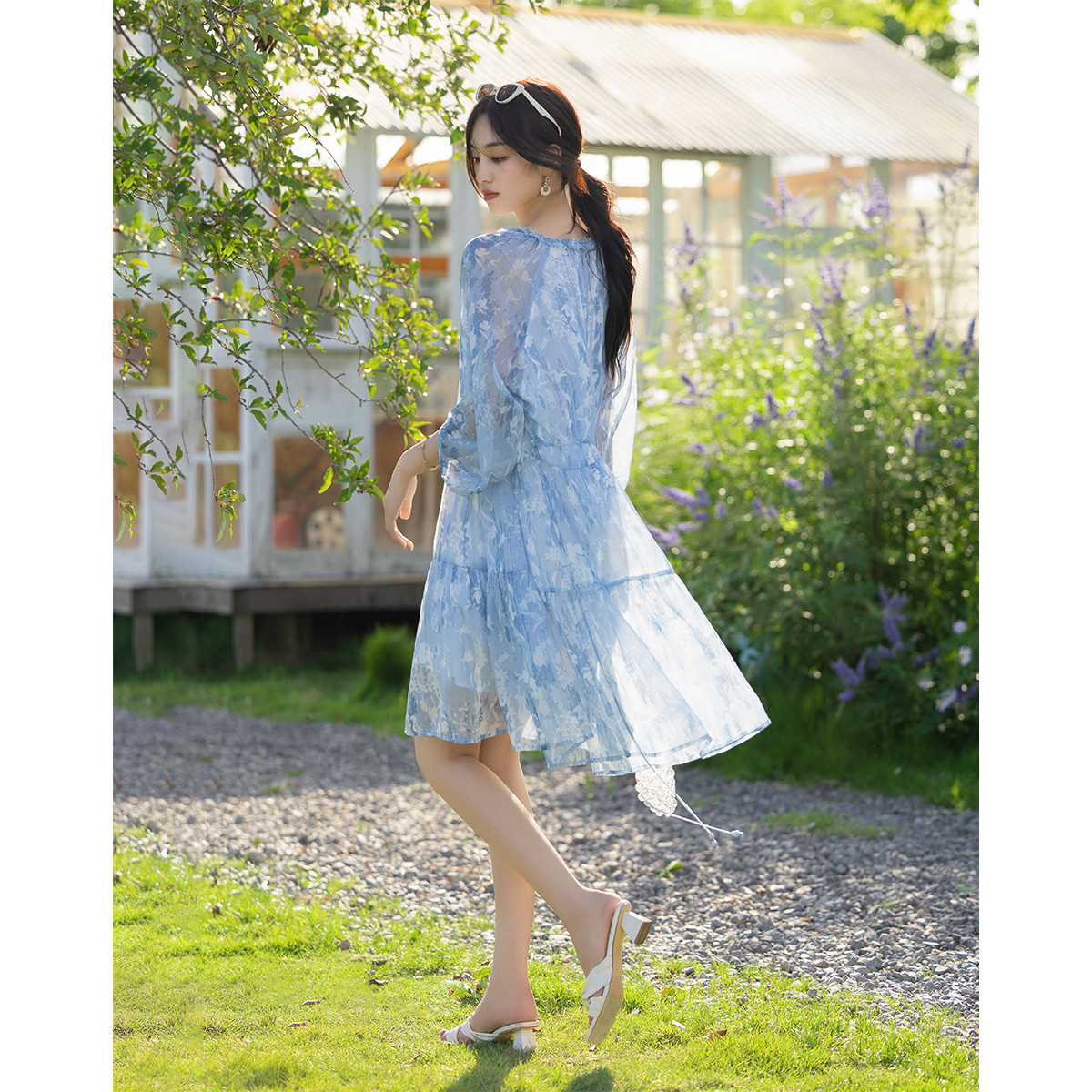 12339435.【飘逸顺纡绉】夏季浪漫轻法式印花绑带宽松A字小个子女式连衣裙